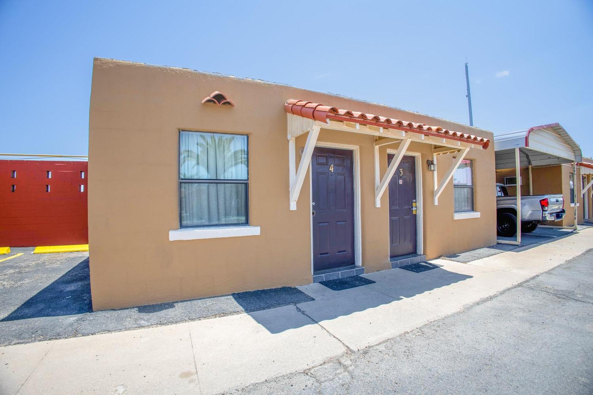 Sands Motel By Oyo El Paso Near Airport Exterior foto