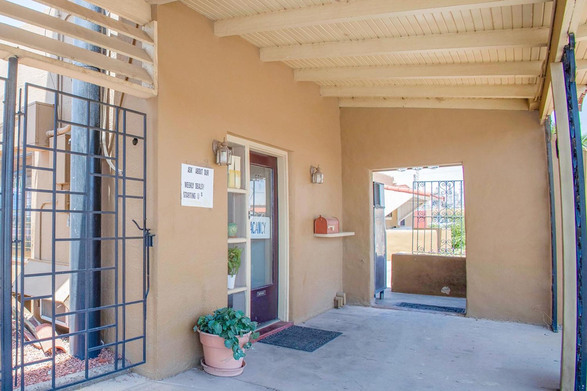 Sands Motel By Oyo El Paso Near Airport Exterior foto