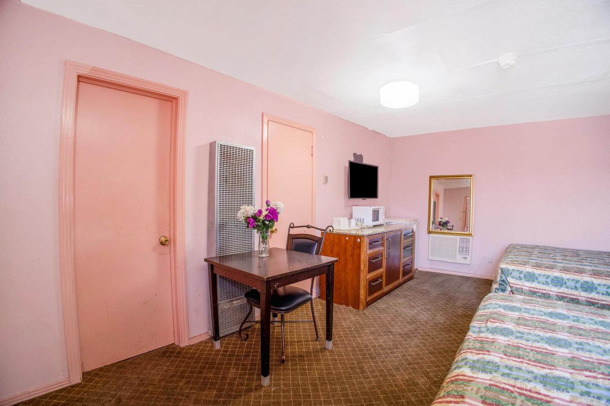 Sands Motel By Oyo El Paso Near Airport Exterior foto